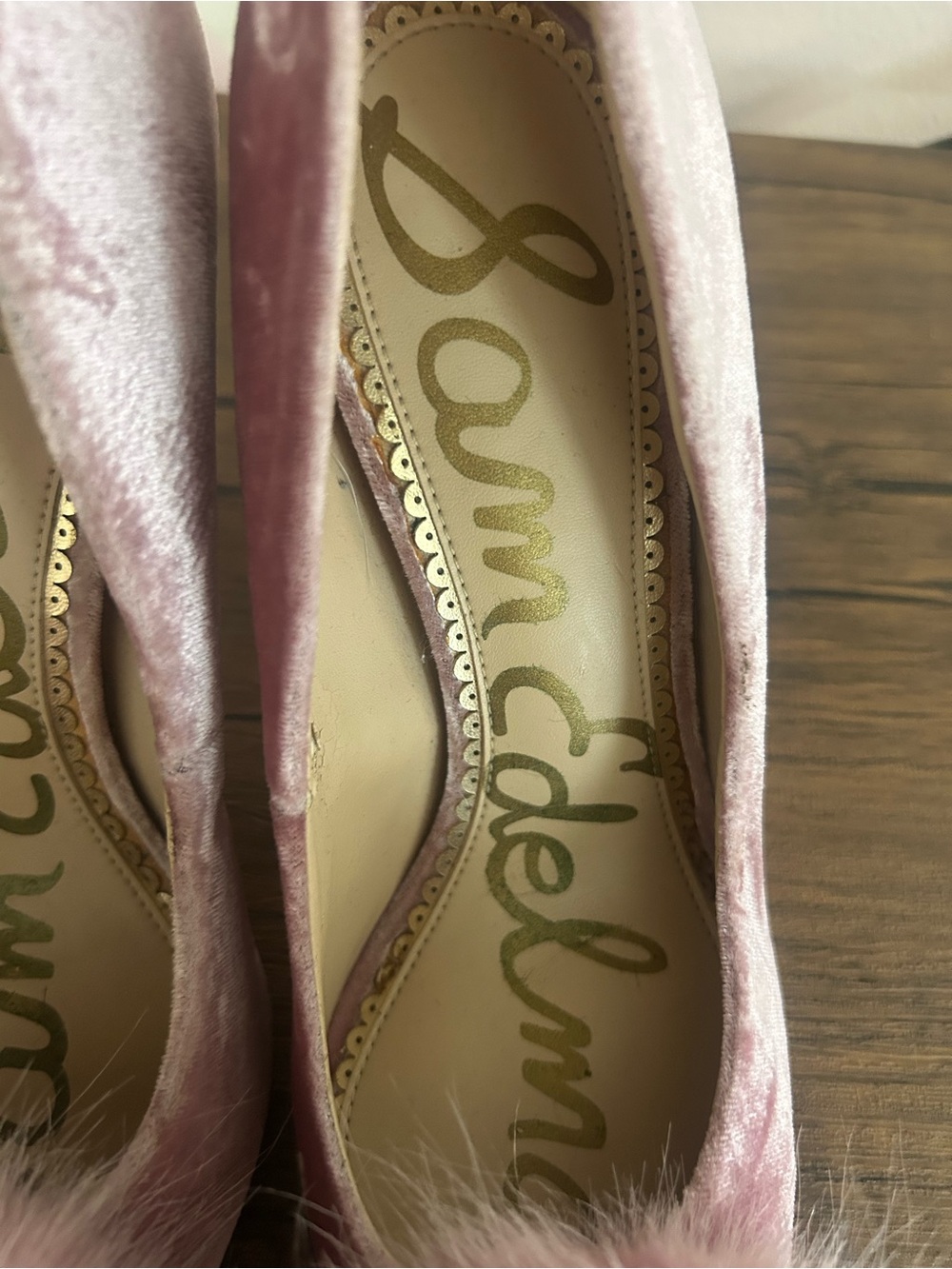 Pink Sam Edelman Haroldson velvet pumps with a pointed toe and fur pom-pom sz 6 - Picture 8 of 11